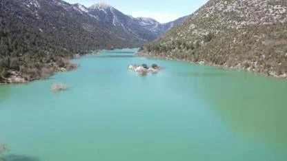 Antalya-Konya kara yolundaki su seviyesi 5 metreye ulaşıyor