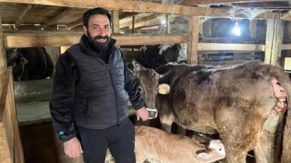 Artvinli besici evini "Yeni doğan servisi"ne dönüştürdü