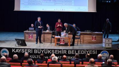 Kayseri'de "arı kurası" heyecanı yaşandı