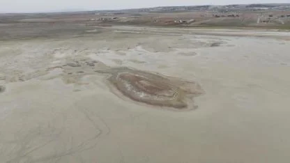 Kış yağışlarına rağmen kurudu allı turnalar bu yıl uğramadı