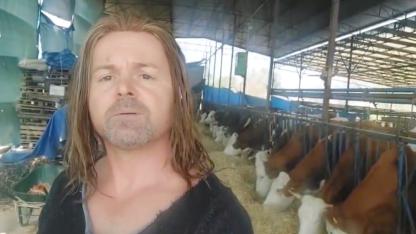 Süt üreticisi yem firmalarına patladı