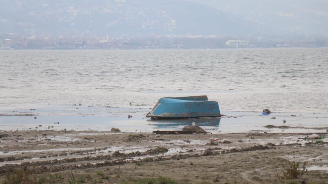 Yağışlar Sapanca Gölü'nde kritik eşiğin aşılmasına yetmedi