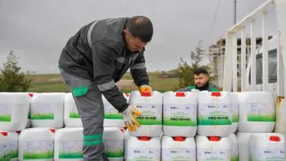 Ankara Büyükşehir çiftçiye 177 bin litre sıvı gübre dağıttı