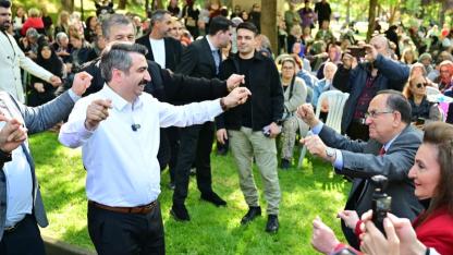 Baharın gelişi Yıldırım'da Hıdırellez coşkusuyla kutlandı