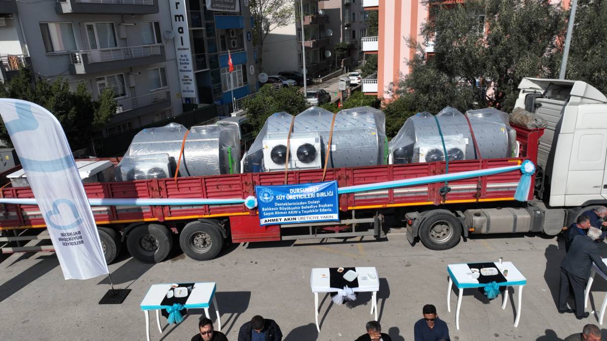 Balıkesir Büyükşehirden süt üreticilerine süt tankı desteği