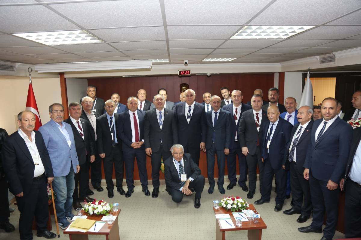 PANKOBİRLİK'te Başkan Erkoyuncu güven tazeledi