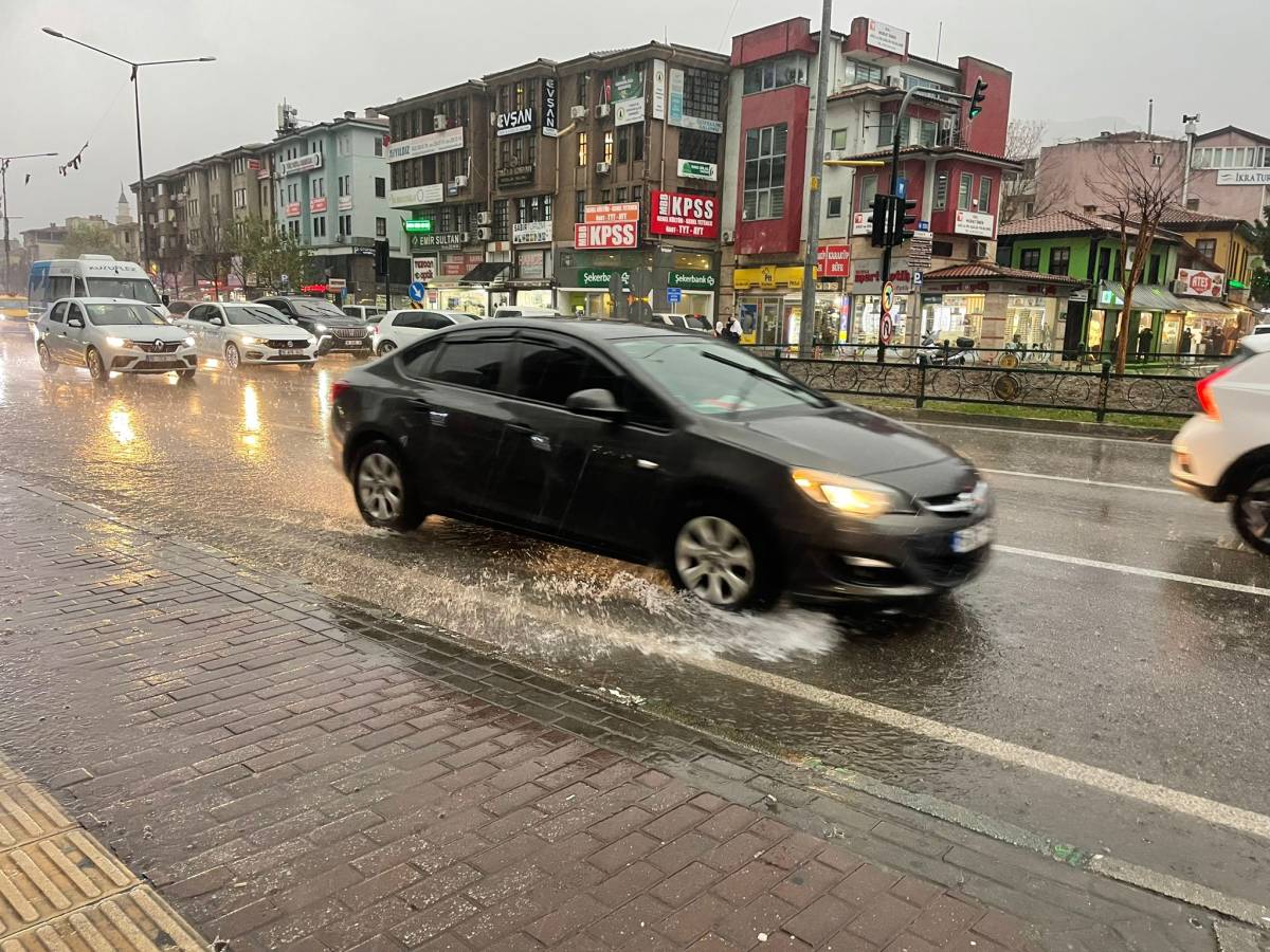 Balıkesir'de ekim yağışında 100 katlık artış