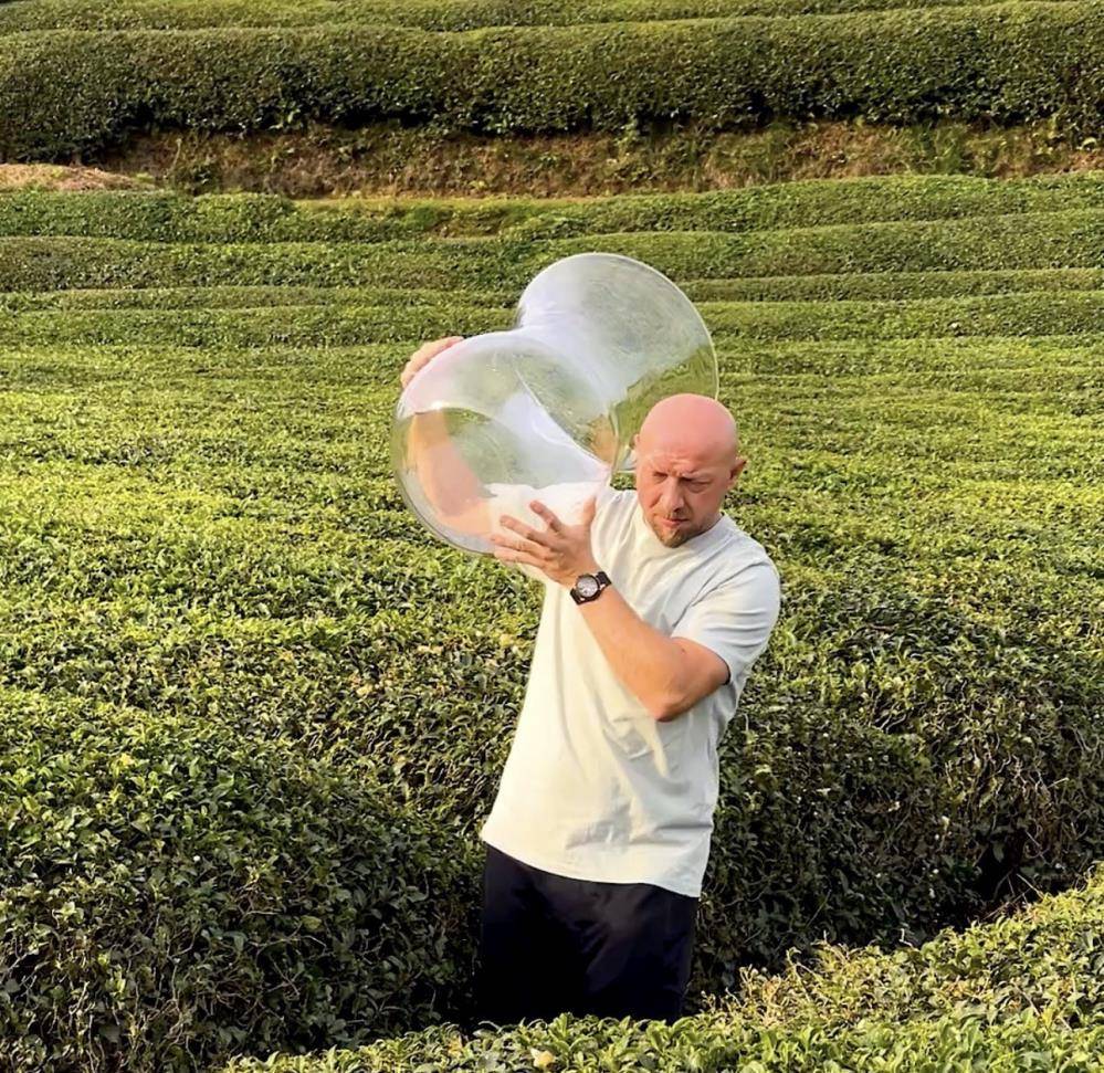 Rize'de dev çay bardaklı çekim ilgi gördü