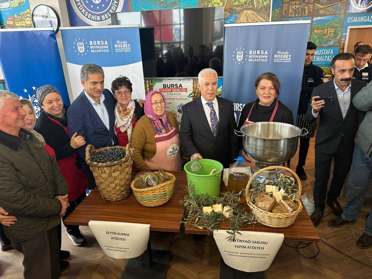 Mustafa Bozbey: Uludağ'a 20 santim kar yağdı diye oynuyorlar