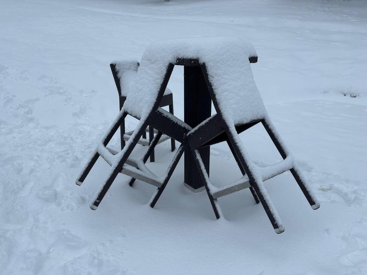 Uludağ'da kar kalınlığı 10 santimetreye yaklaştı