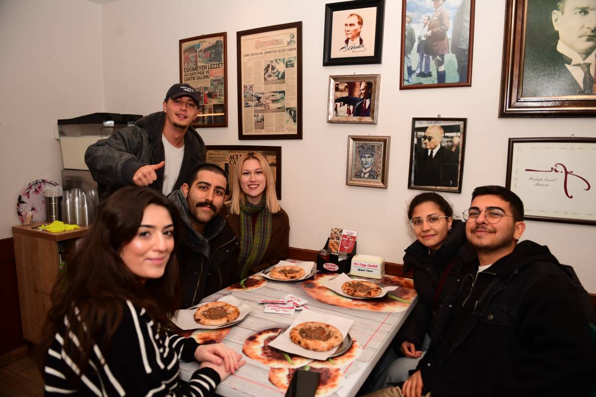Bursa'daki üniversite öğrencilerine lezzet turu