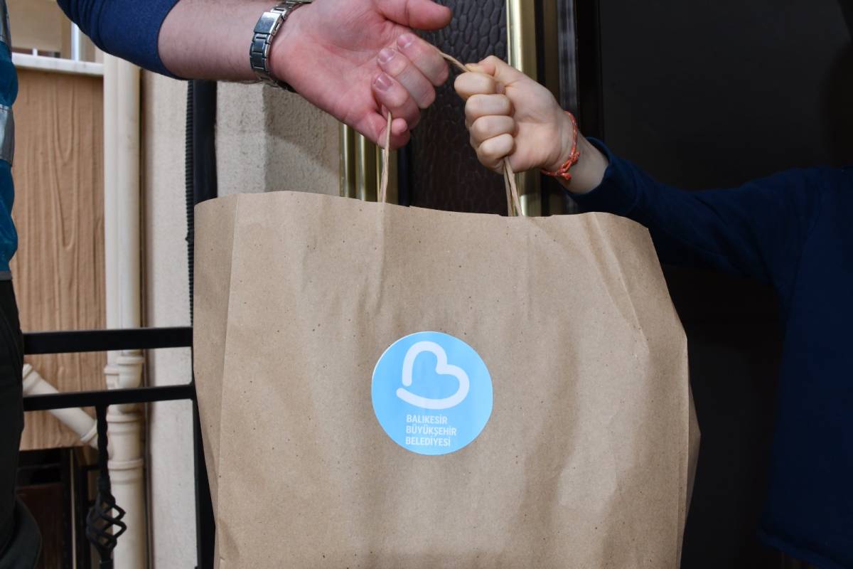 Balıkesir Büyükşehir'den çocuklara