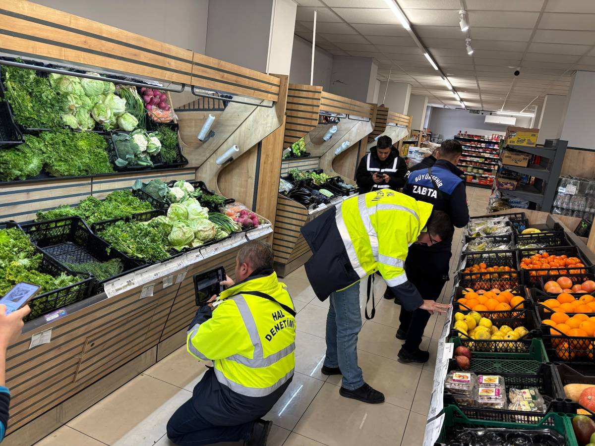 Konya'da meyve ve sebzede fahiş fiyata karşı ortak denetim