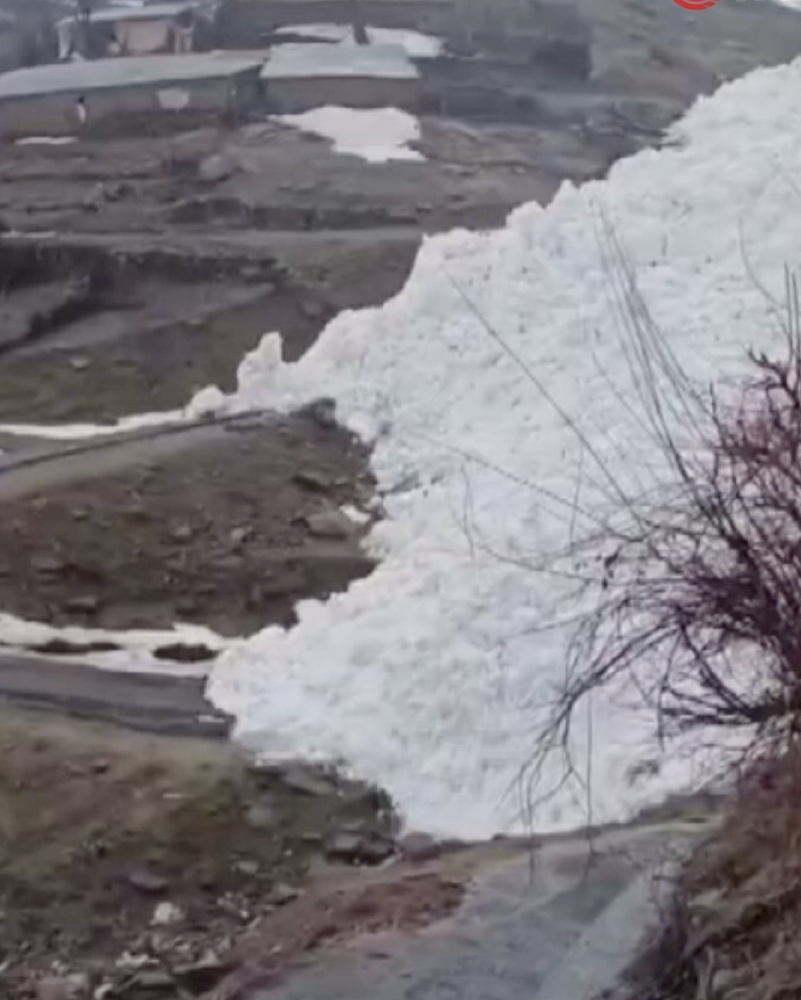 Çağ evleri adeta teğet geçti; büyük tehlike atlatıldı