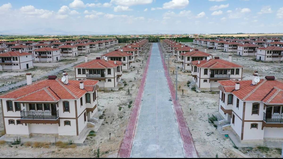 Bozkır Barajı nedeniyle taşınmıştı Meram'ın mahallesi oldu