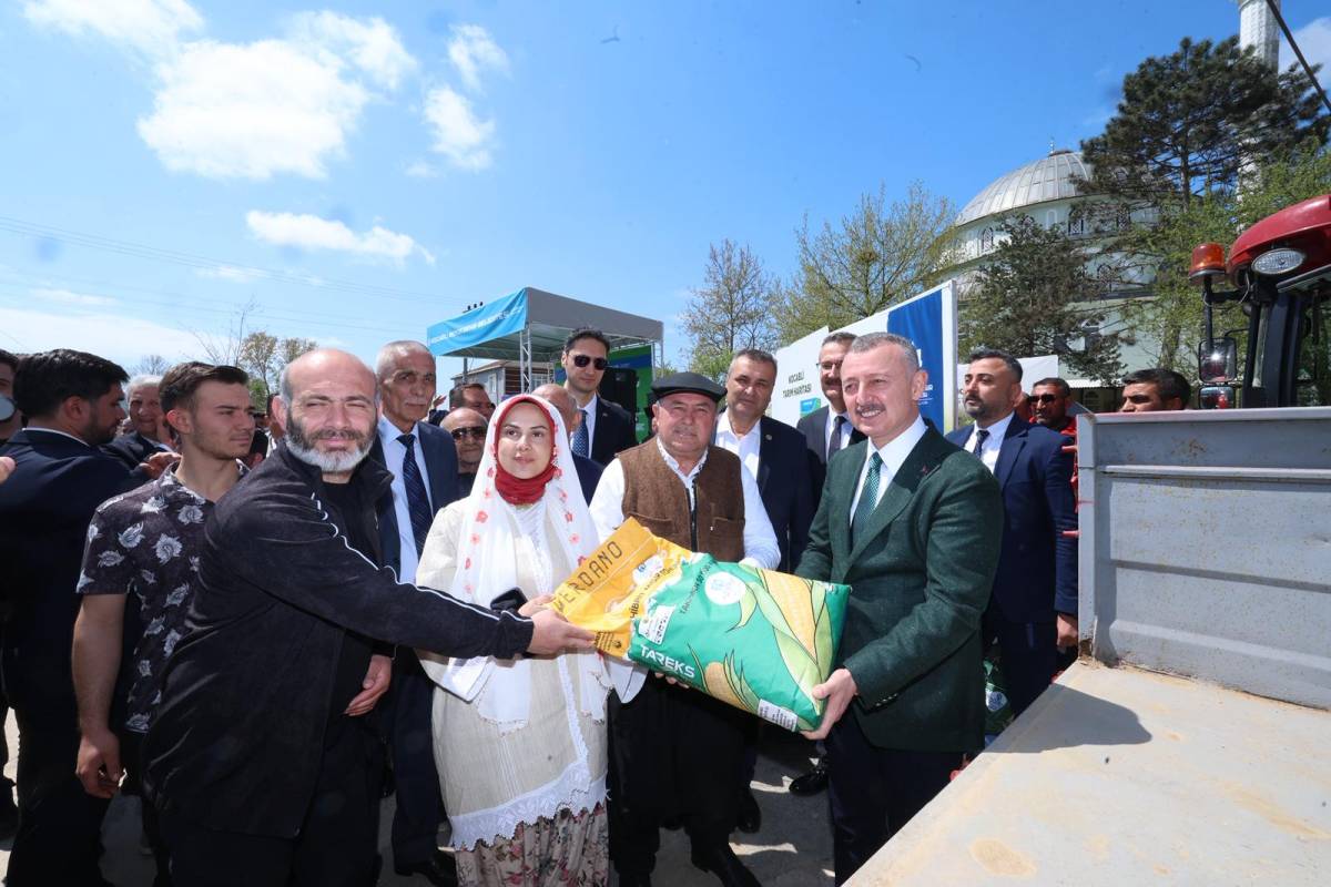 Kocaeli Büyükşehirden 1600 çiftçiye 27 milyon liralık destek