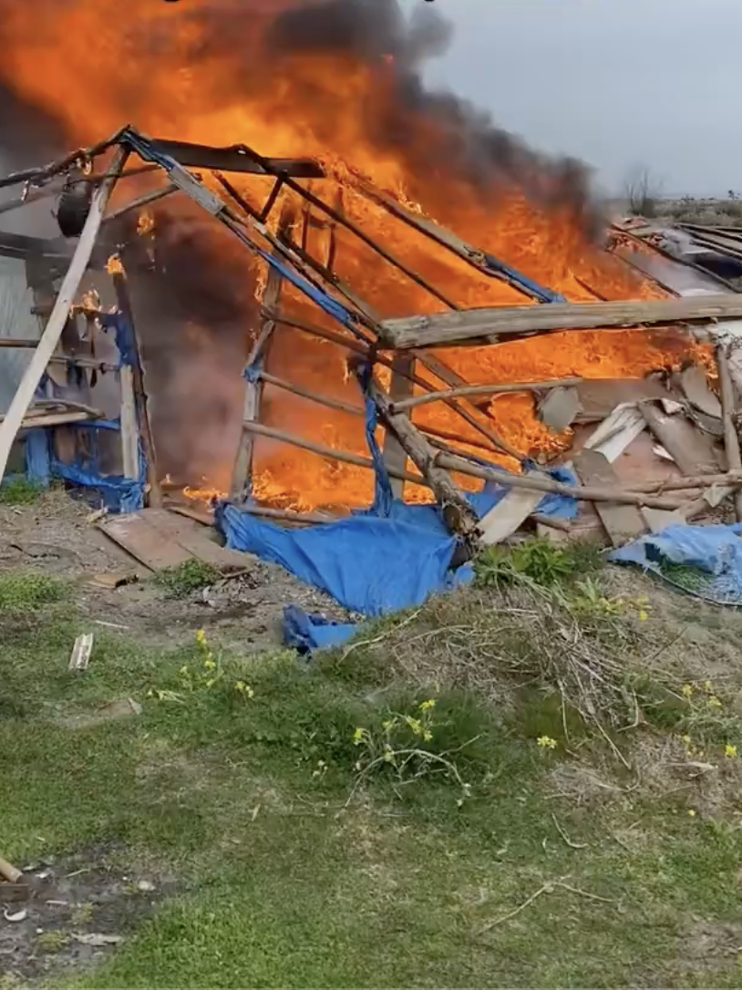 Keklik avcılarının kulübelerini yaktılar