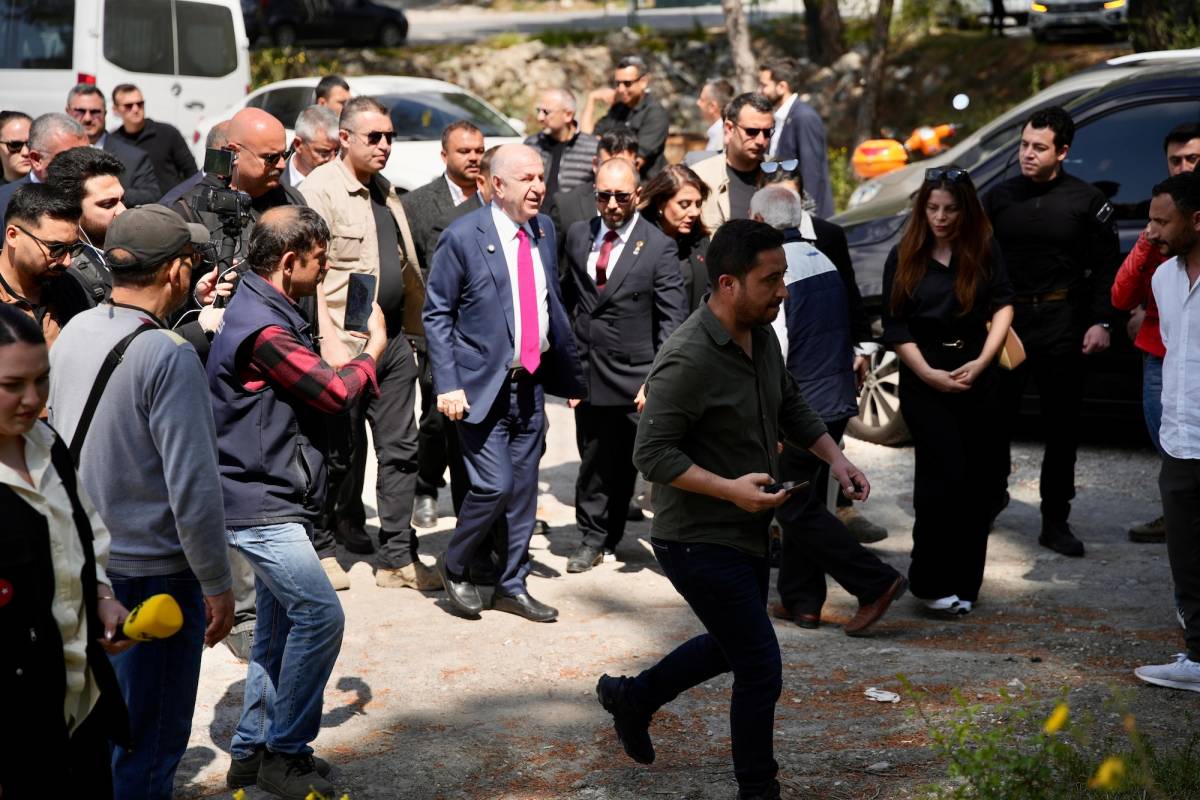 Ümit Özdağ, Akbelen'deki köylülerin direnişine destek verdi